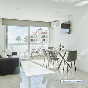 Appart hôtel Nissi Adonis, Ayía Nápa